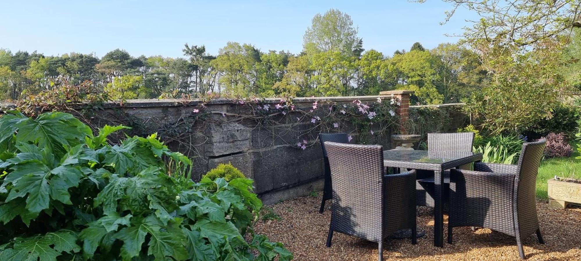Begonia Cottage Briston Exterior photo